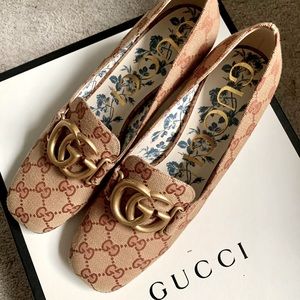 Gucci GG logo low heel pump NWT